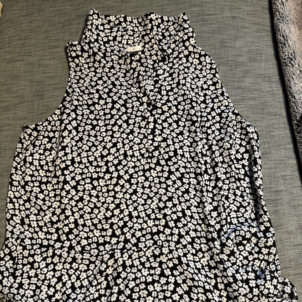 CAbi Tank Top Befriend Blouse Black White Floral Button Collar Women's XL